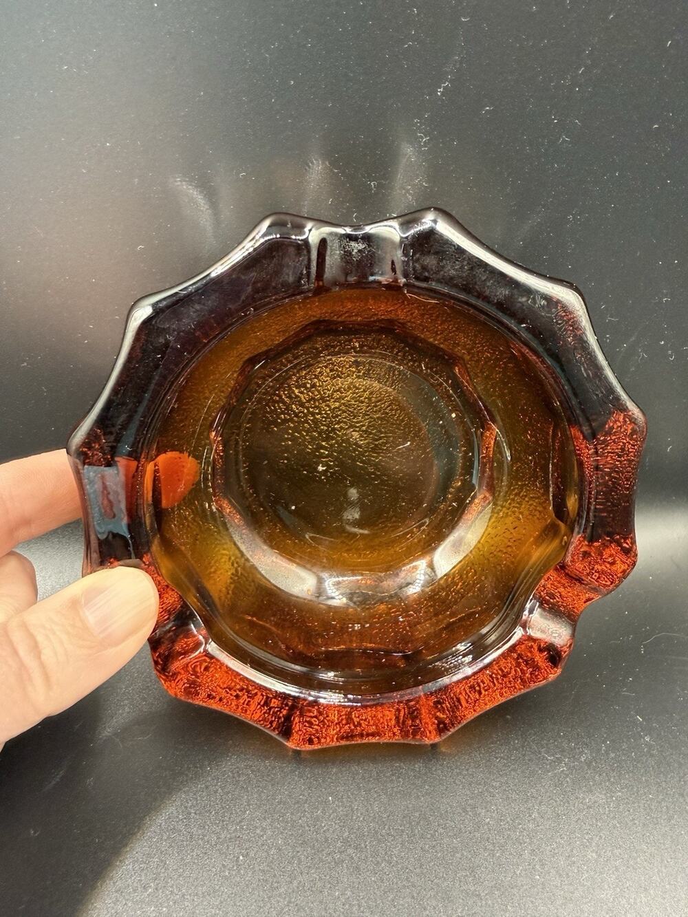 VINTAGE AMBERINA GLASS THICK CUT RETRO DECO BARWARE STYLE ASHTRAY